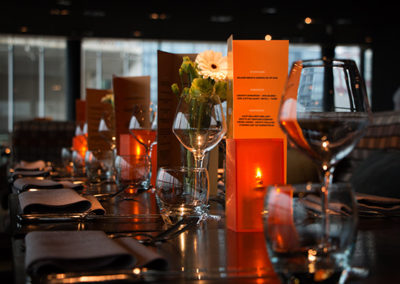 Depressiegala-VIP-Diner-tafel