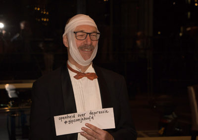 Depressiegala-gips-om-je-hoofd